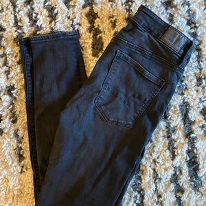 AE Black Women's skinny Jeans high rise